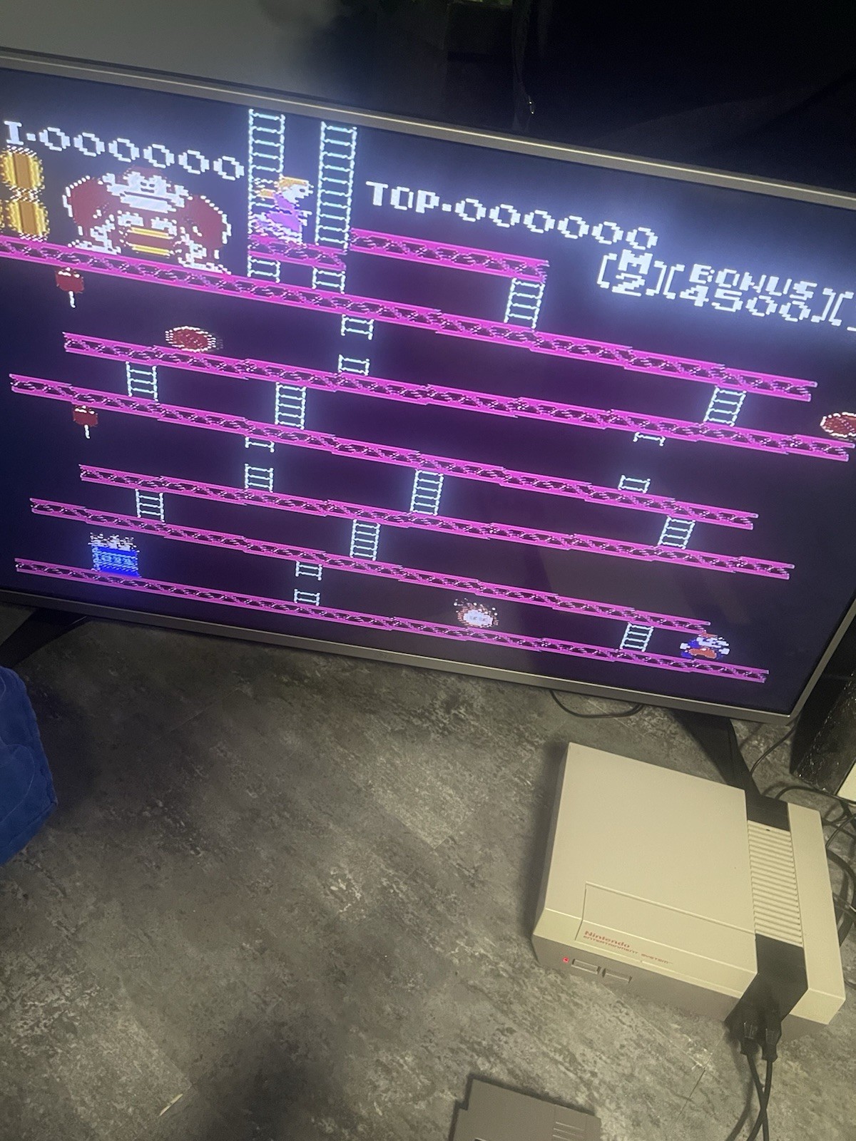 Original Nintendo NES bundle with cords, 2 controllers, zapper, and 17 games