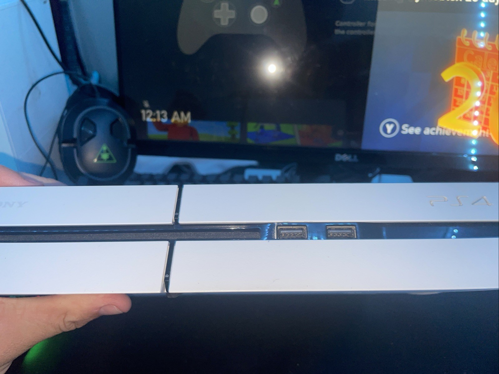 PS4 launch console
