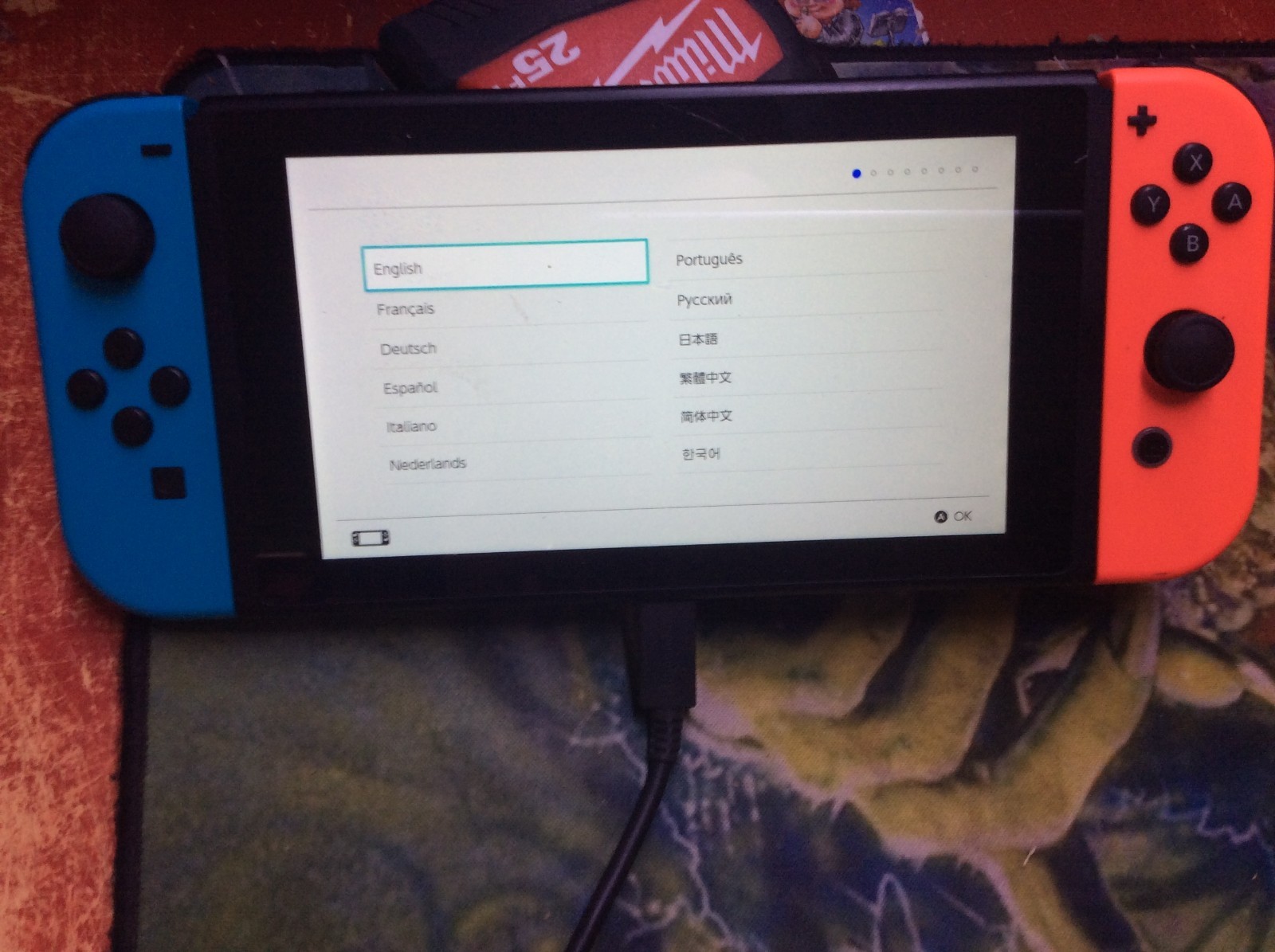 Nintendo Switch HAC-001 32GB Neon Red/Blue Bundle SYSTEM WORKS GREAT