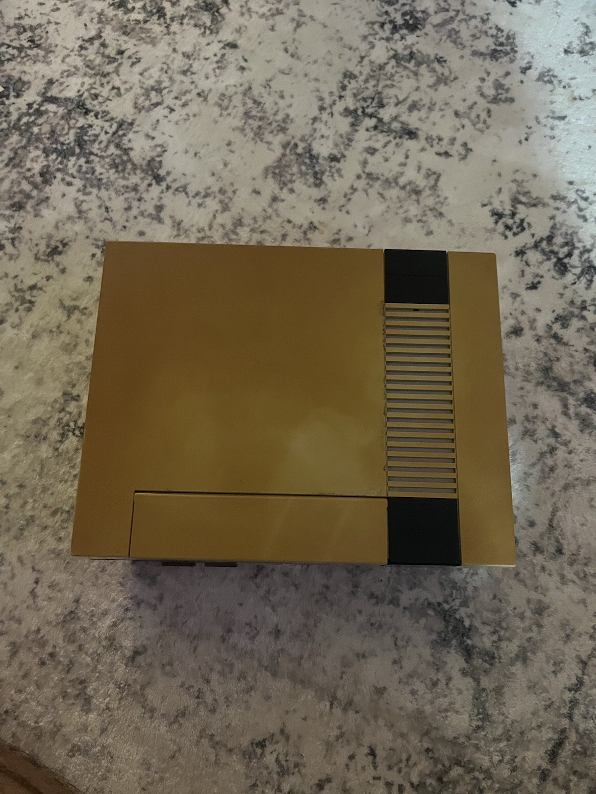 Nintendo NES Challenge Set Limited Edition Console Bundle Box 2 Controllers