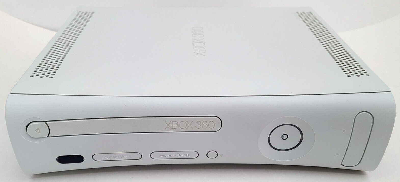 Microsoft XBox 360 Core White Video Game Console Gaming System 2 CONTROLLERS