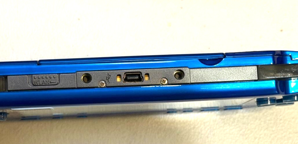 Sony PlayStation PSP 3000 Console with Charger New Battery Box