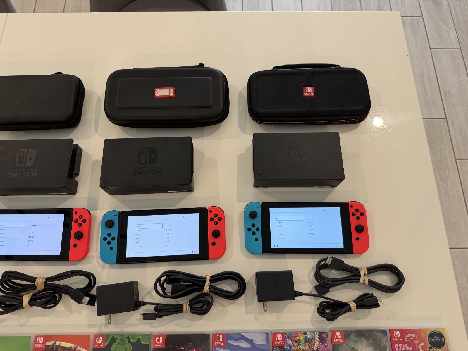 Nintendo Switch Console Lot (4 in total) + 17 Games