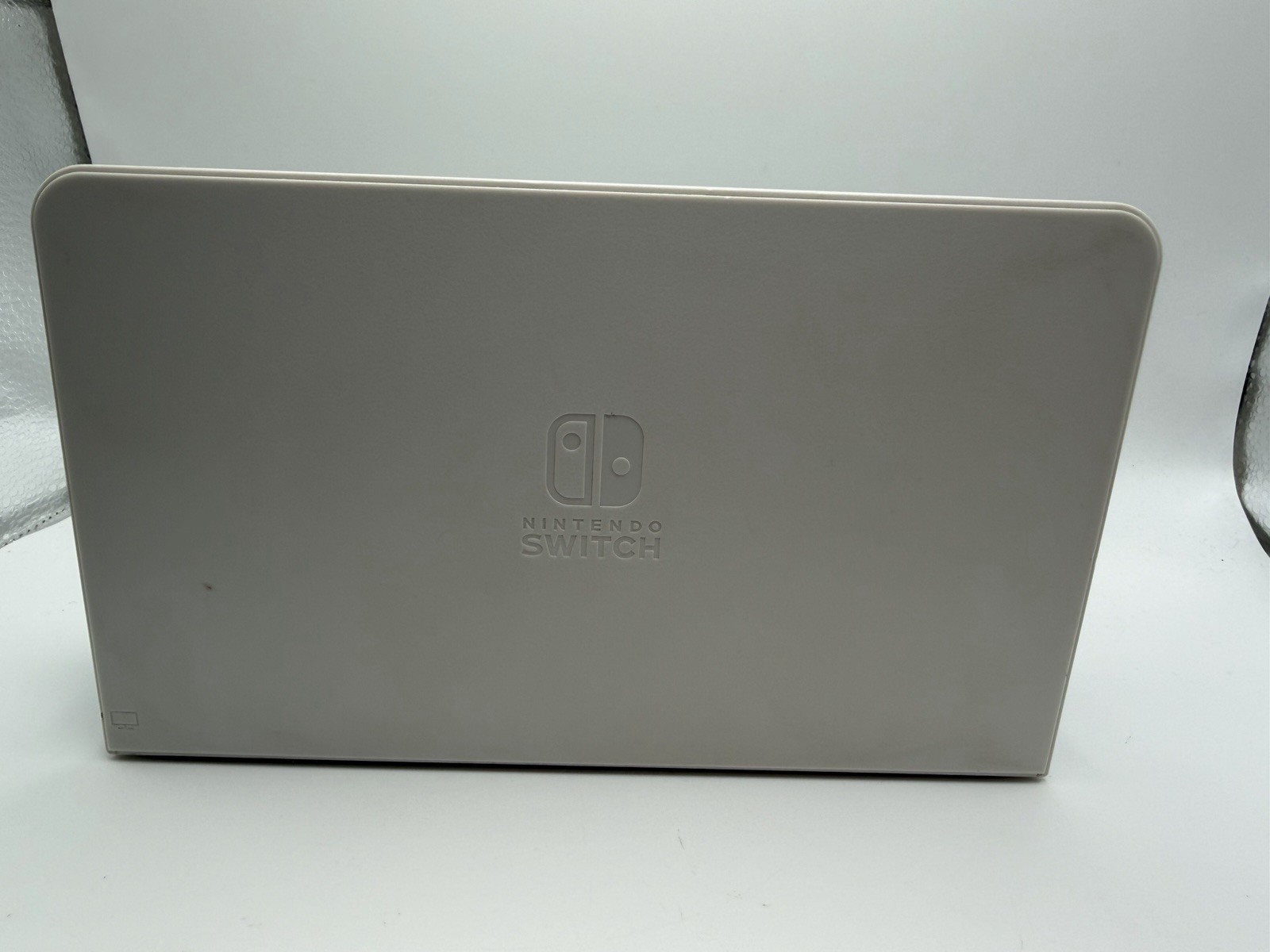 NINTENDO Switch OLED Model Handheld Console – 64GB – White/Black