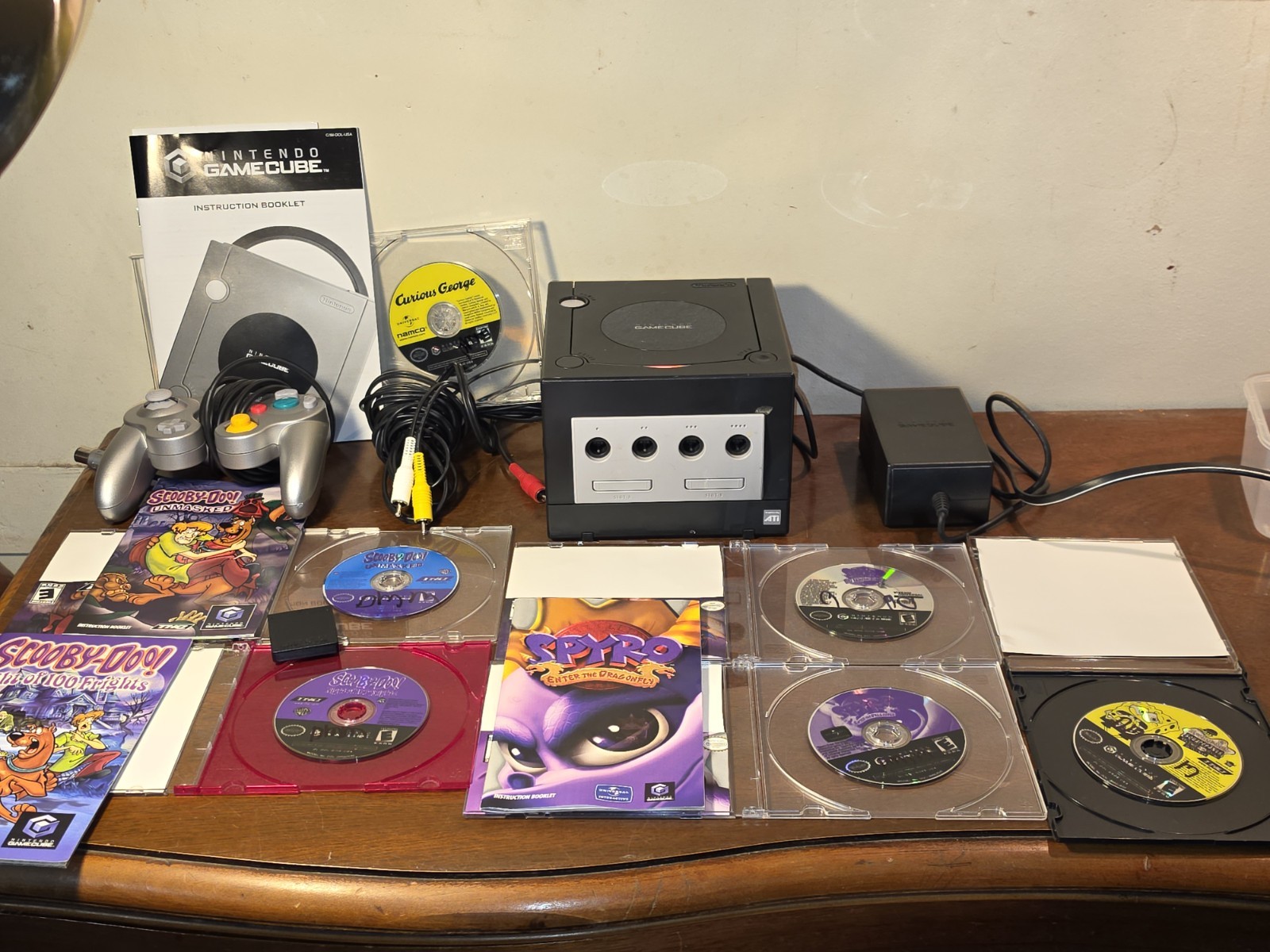 NINTENDO GAMECUBE DOL-001 USA BLACK SYSTEM CORDS CONTROLLER & 6 GAMES TESTED!