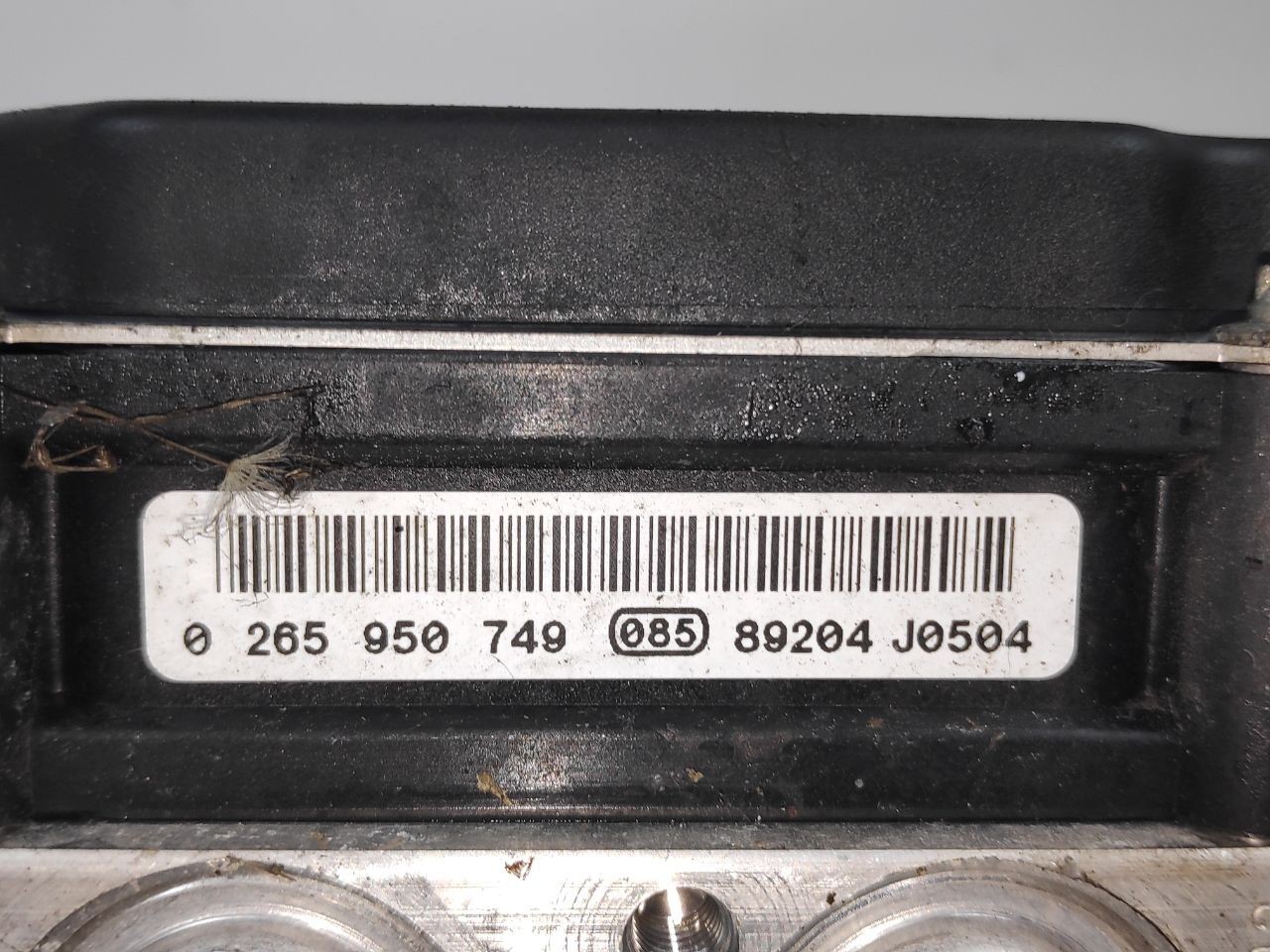2008 TOYOTA AVENSIS T25 ABS VALVE/PUMP/CONTROLLER 0 265 950 749