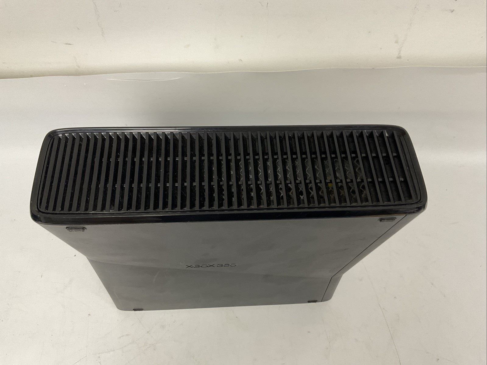 Microsoft Xbox 360 Slim S 4gb Console ONLY NO CORDS UNTESTED