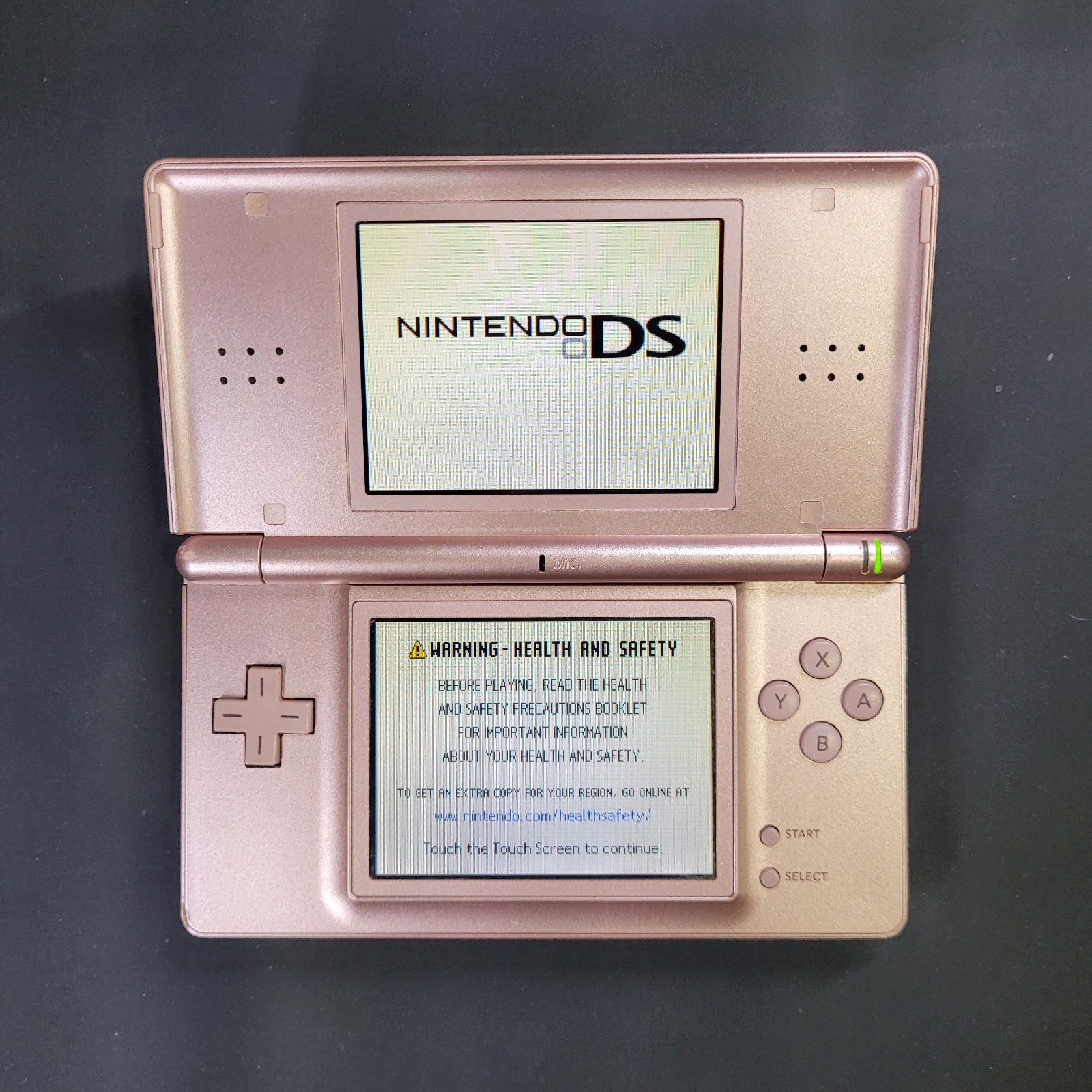 Nintendo DS Lite – Metallic Rose Gold / Pink – Handheld Console – USG-001