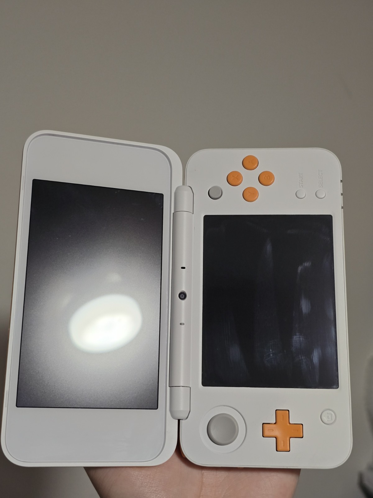 Nintendo 2DS XL Console – White/Orange + Game Cartridge