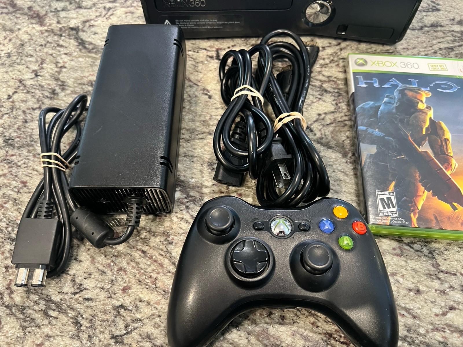 Xbox 360 S Model 1439 4 GB Black Console Bundle:Controller,Cables,Game