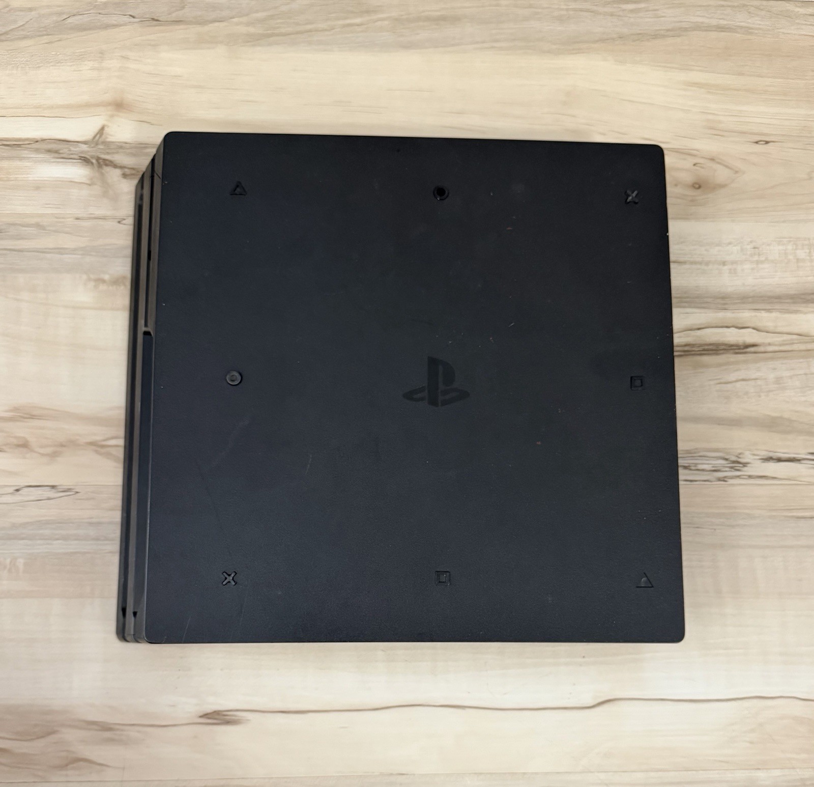 Sony PlayStation 4 Pro 1TB Console Bundle Controller + 6 Games – Tested