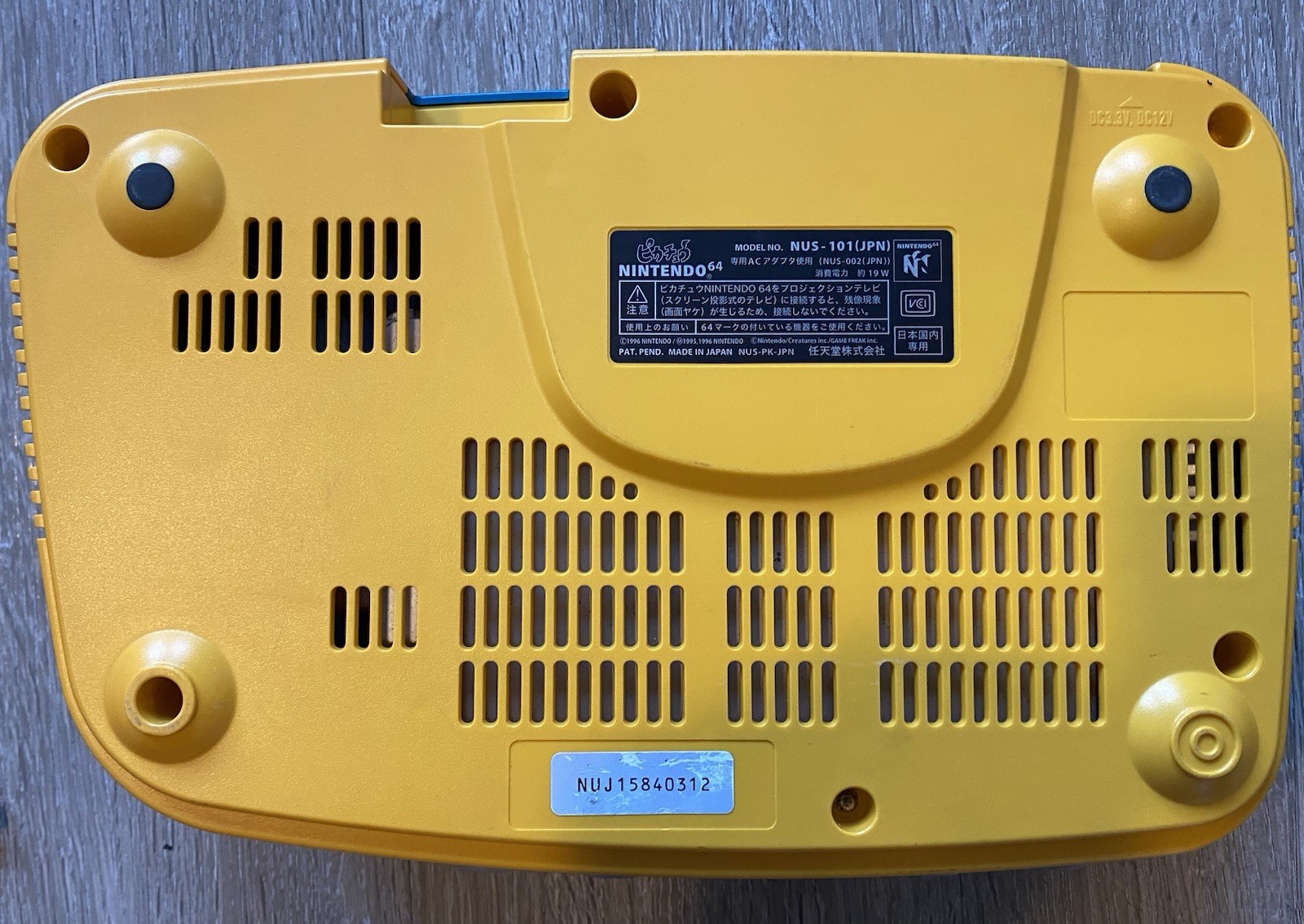 Nintendo 64 Pikachu Blue Yellow Console W/ 2 Pikachu Controllers Tested Japan