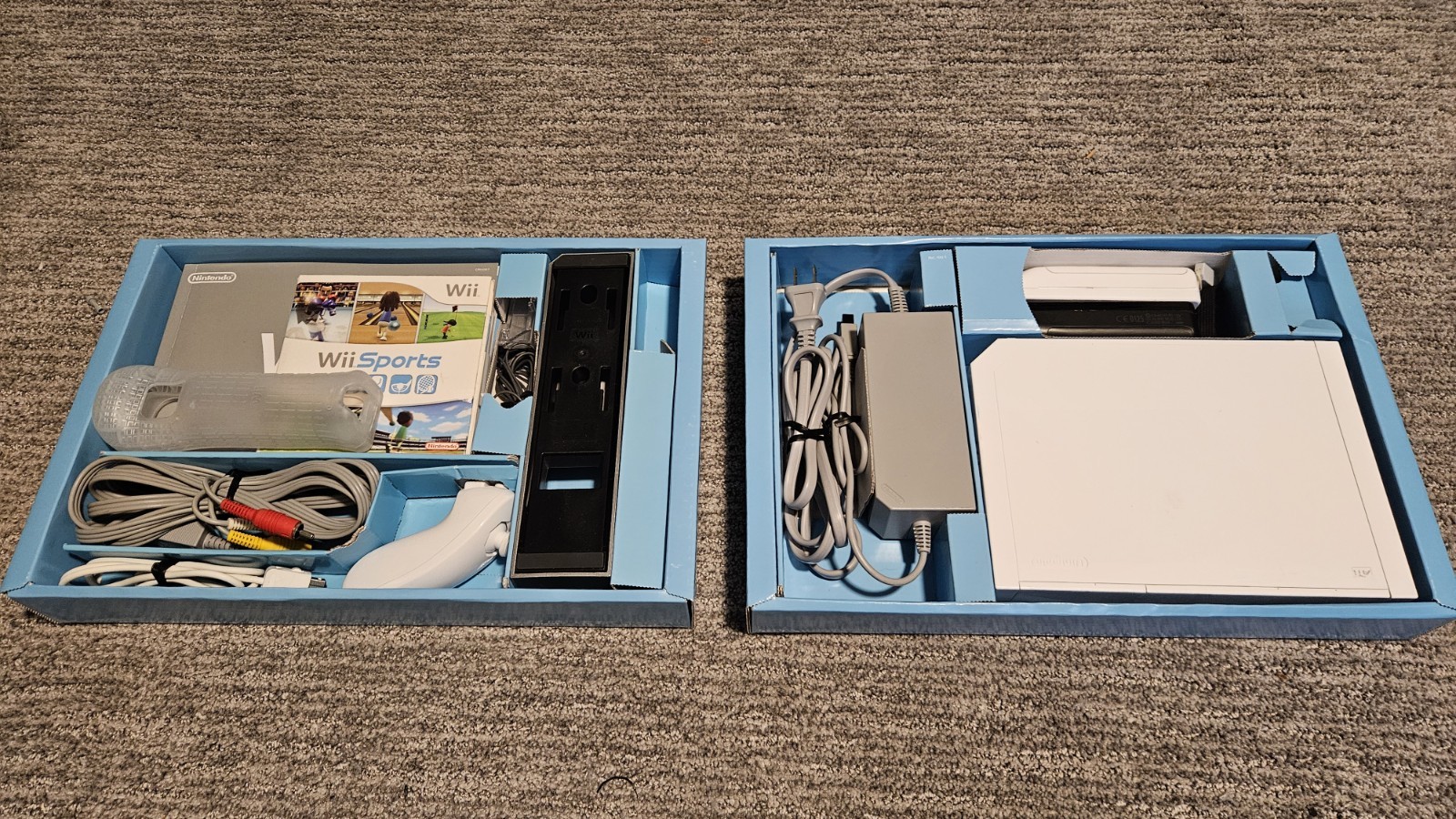 Nintendo Wii Console White Wii Sports Bundle RVL-001 NTSC-U/C (US/Canada)