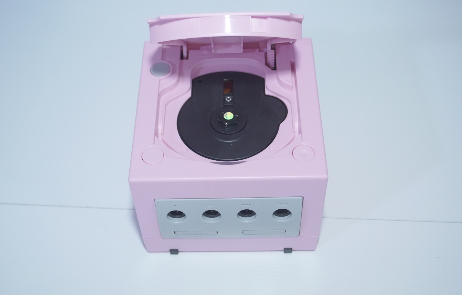 Pastel Pink Nintendo GameCube Console DOL-001 (USA) with Pink LED & Controller