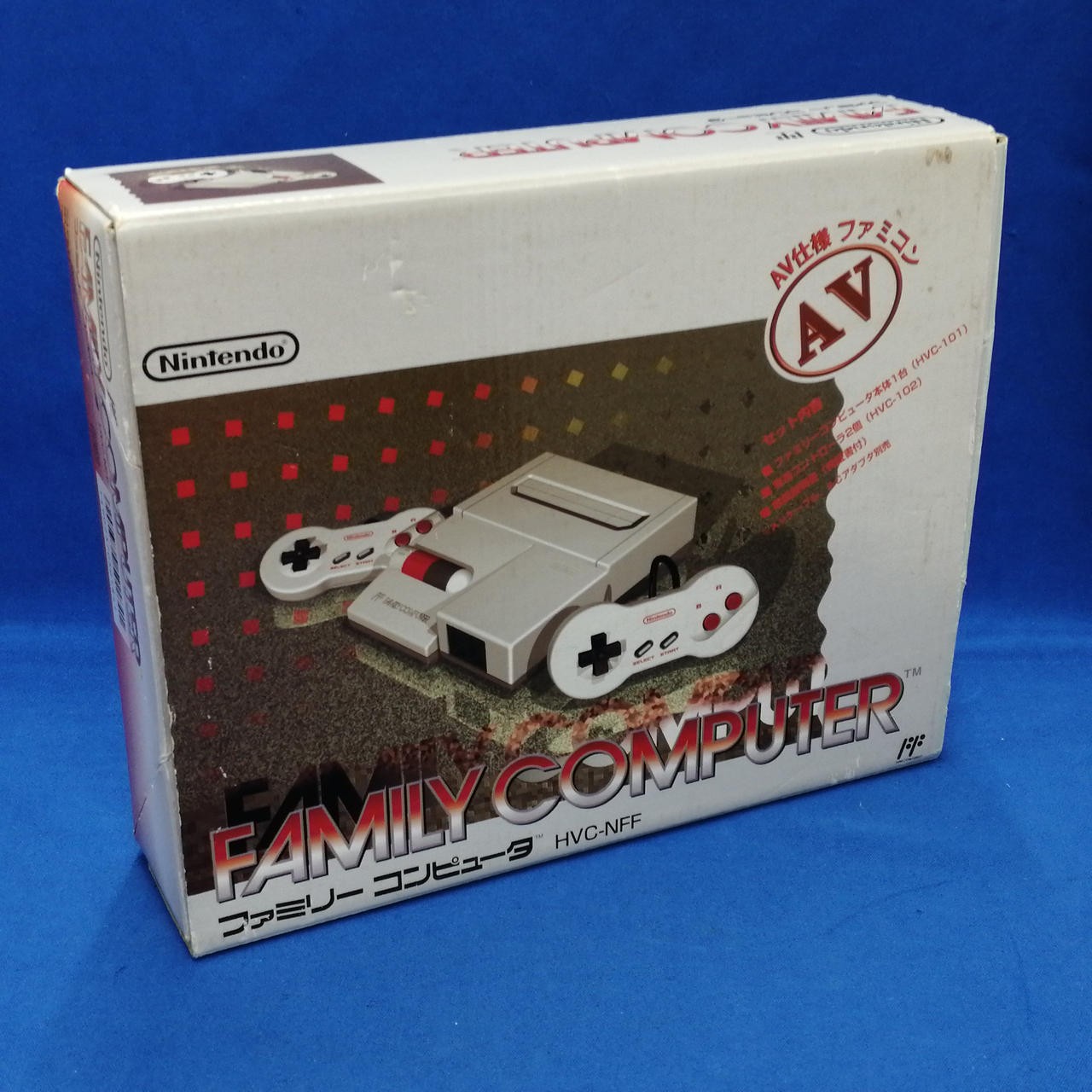 Nintendo New Famicom HVC-NFF Console CIB Box 2 Controllers AV AC Adapter JP