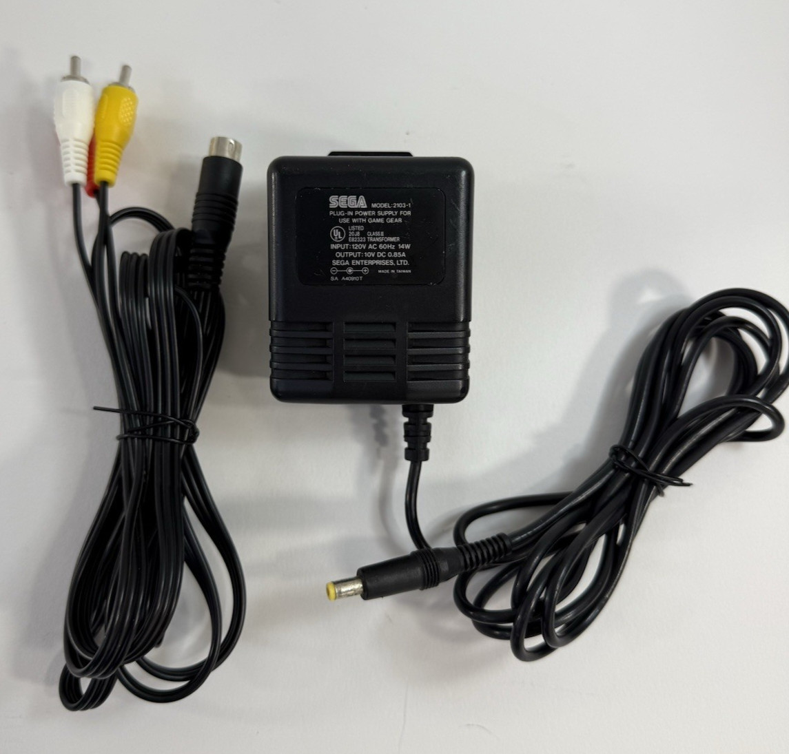 SEGA Genesis II 16MB Home Console with Controller, Power Supply, AV – Tested