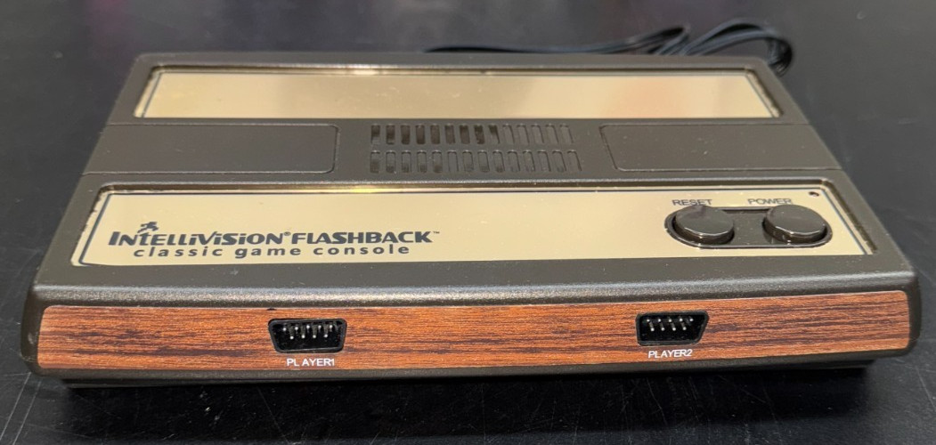 Intellivision Flashback Classic Game Console w 60 Built-In Games IN460