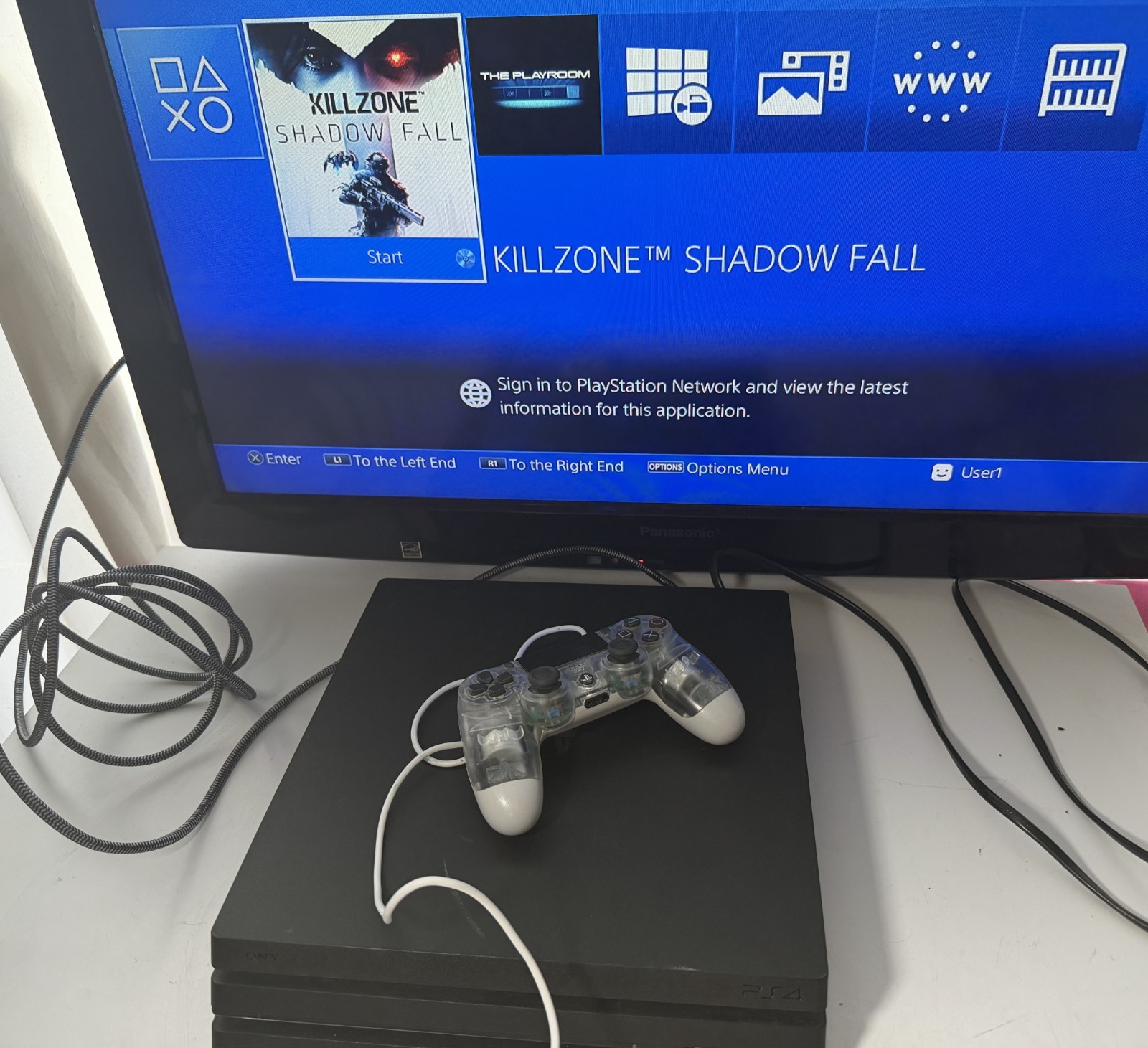 Sony PlayStation 4 Pro 1TB Console CUH-7215B with Controller and Cords-WORKS