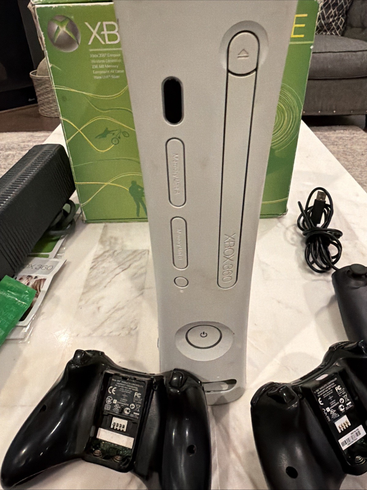 Xbox 360 Arcade White Console Complete CIB Box Sealed Manual Tested Working