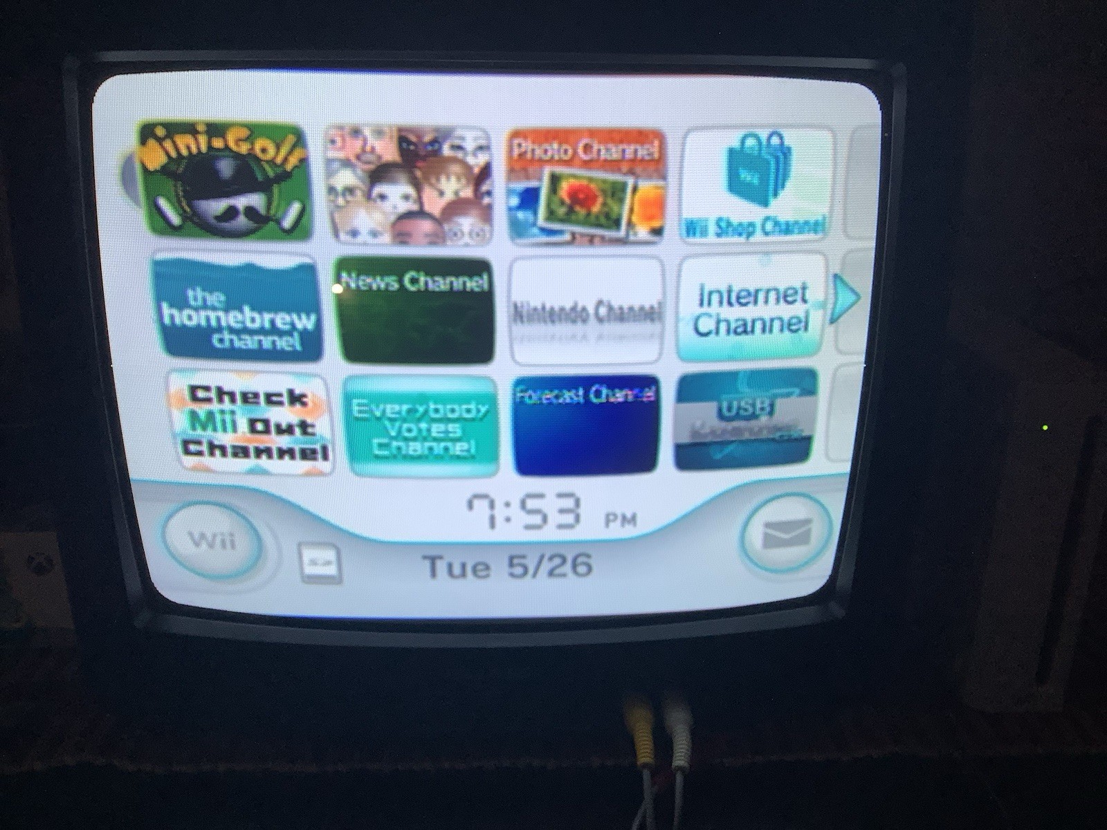 Nintendo Wii RVL-001 512 MB Home Console – black