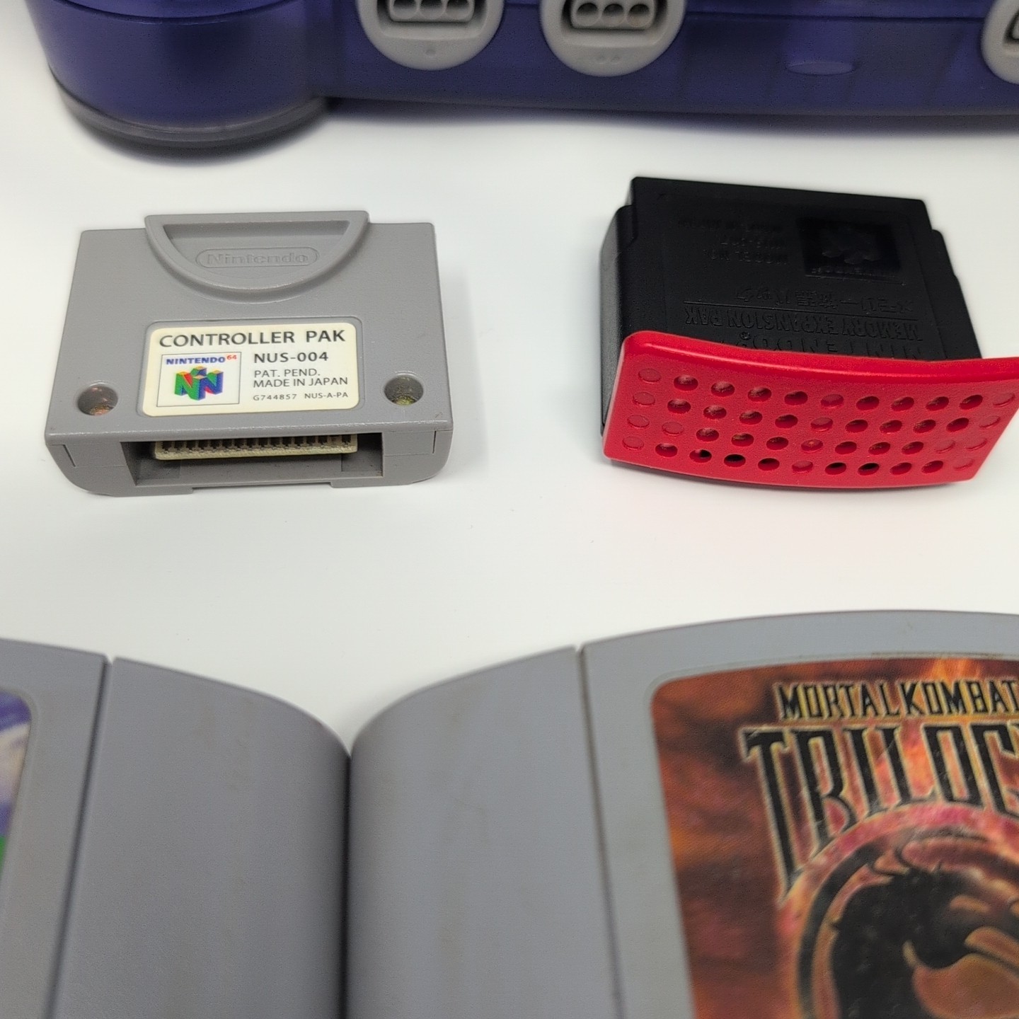 Nintendo 64 Funtastic Grape Console Lot 6 Games 3 Ctrls Exp & Ctrl Pak Gameshark