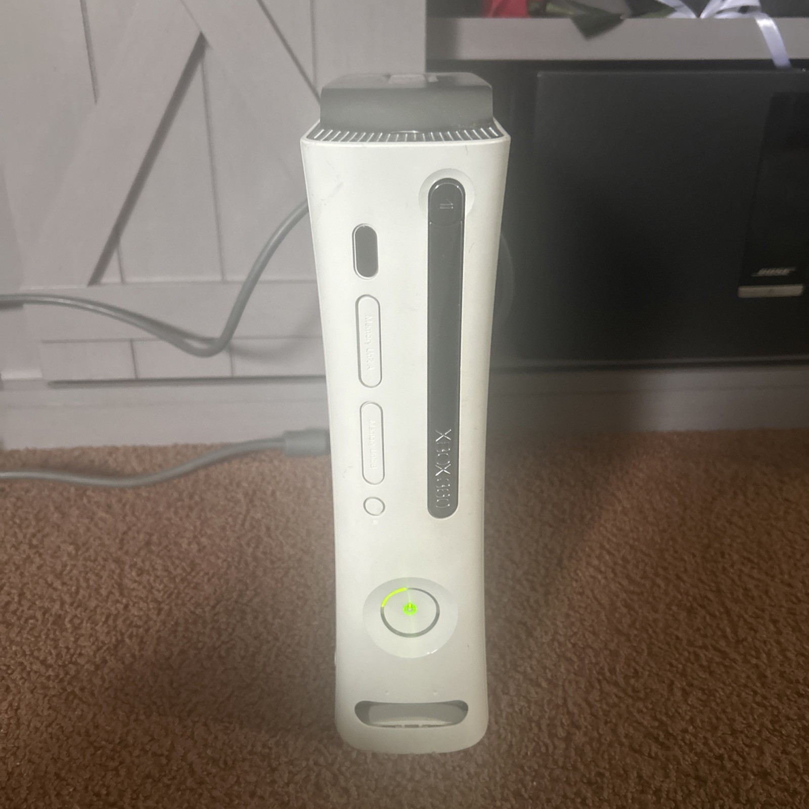 Tested / Working Xbox 360 Fat 20GB Console White: Controller, HDAV, Power Cable