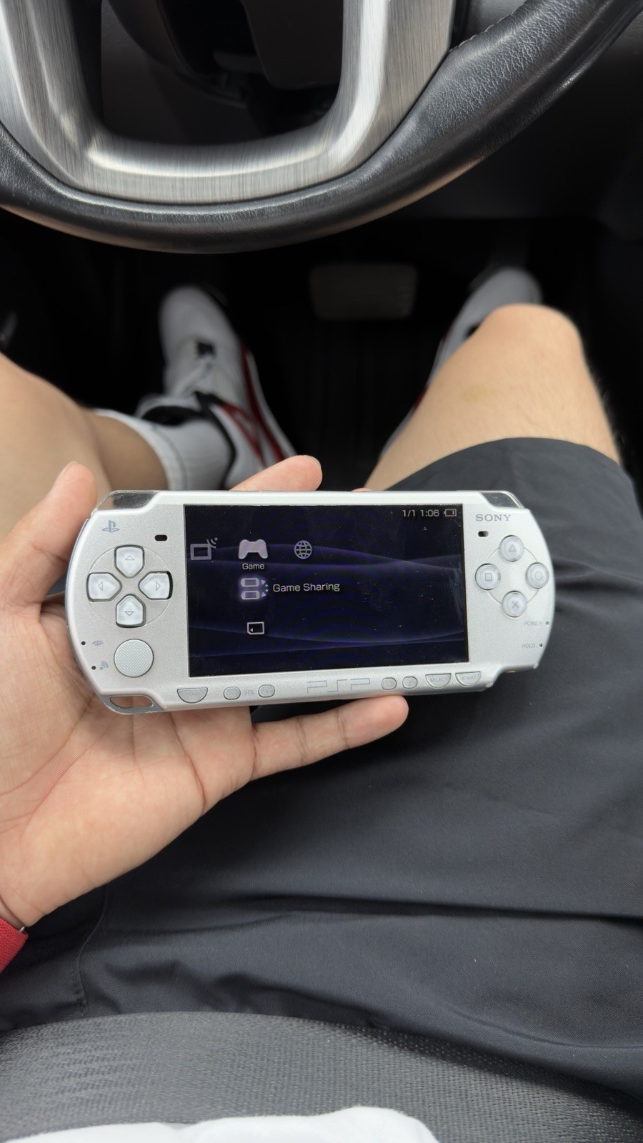 Sony PSP Silver Handheld System USB Memory Card Slot Game Sharing