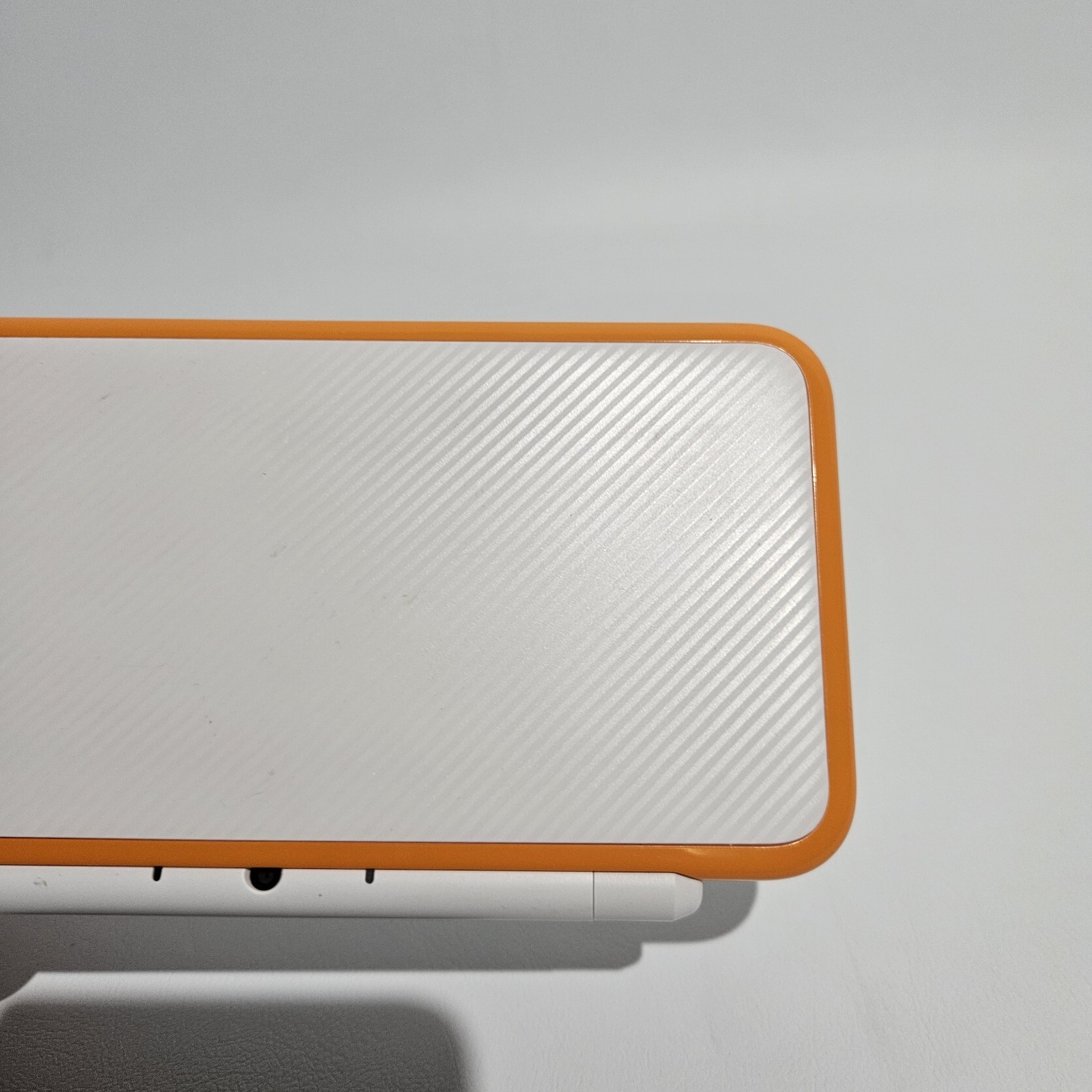 Nintendo 2DS XL Console System White/Orange Clean Tested With Charger