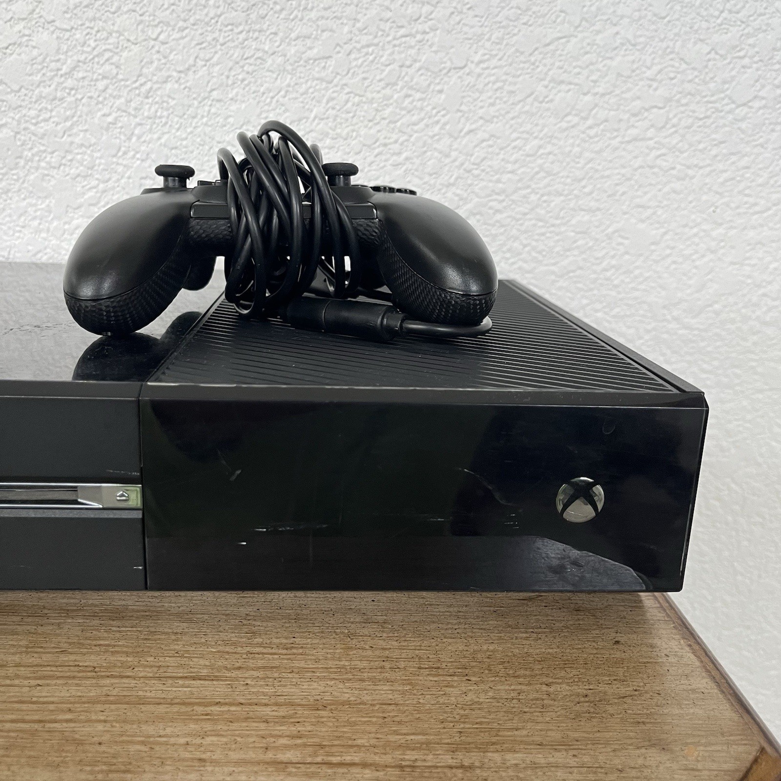 Xbox One 500GB Console Model 1540 + Wired Controller Cables Tested Working