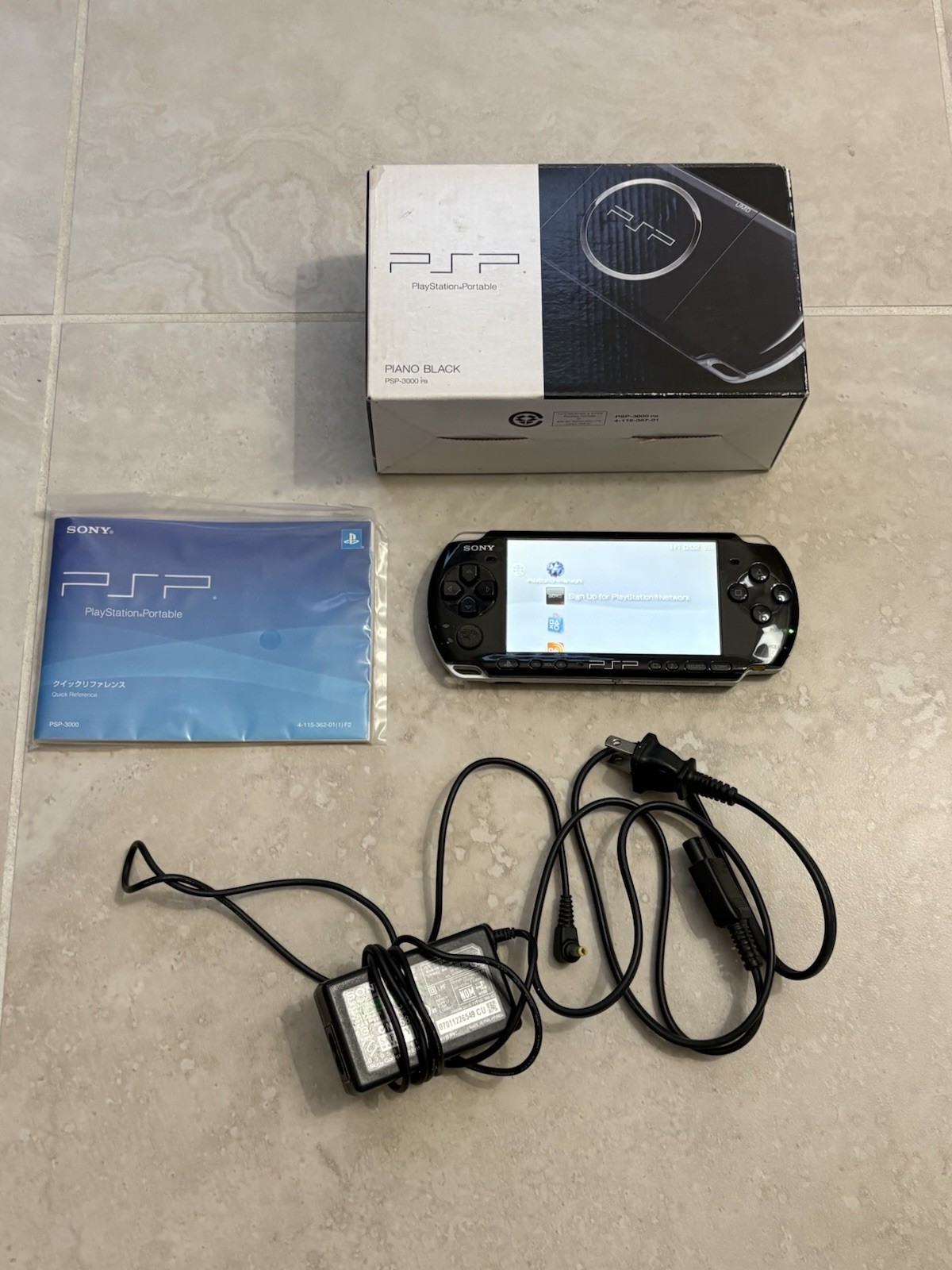 Sony PSP-3000 Console Piano Black Complete in box Region free – Very Good