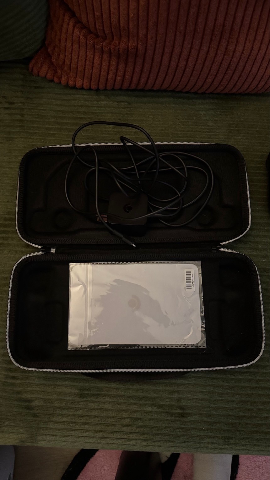 Valve Steam Deck OLED 512GB Black w/ UGREEN 9-in-1 Dock and 256GB Micro SD