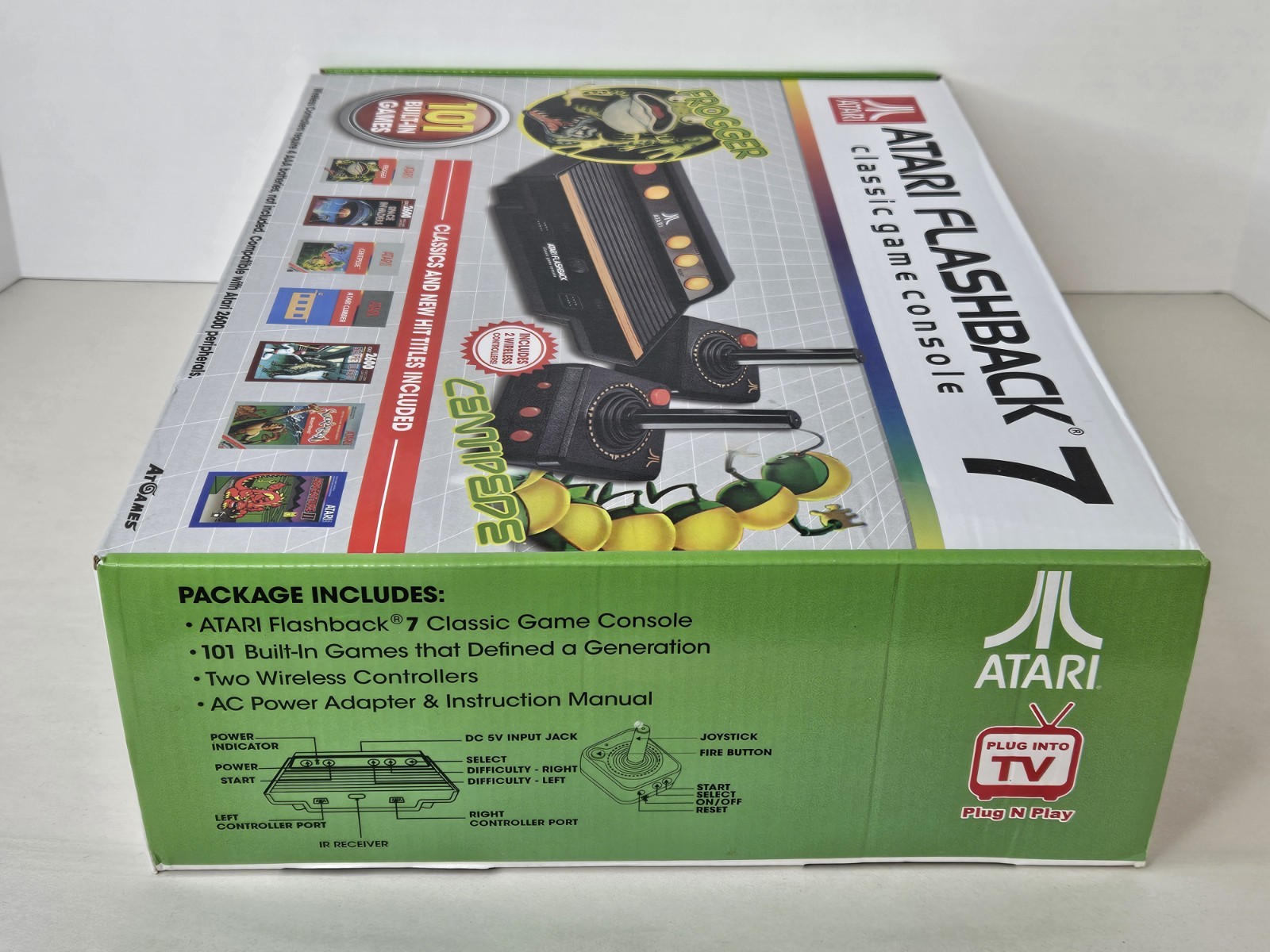 Atari Flashback 7 Classic Video Game Console in Box w/ 2 Controllers Used Twice