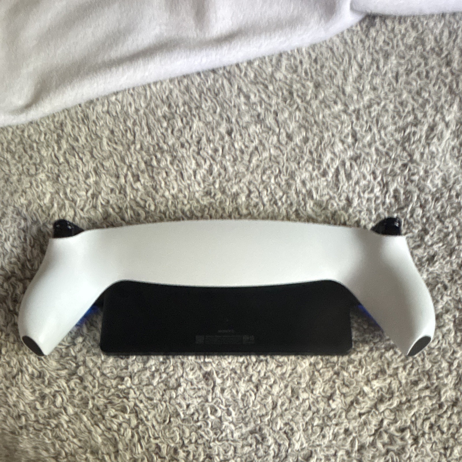 Sony PlayStation Portal PS5 Remote Player Handheld White 1080p Wi‑Fi, no box