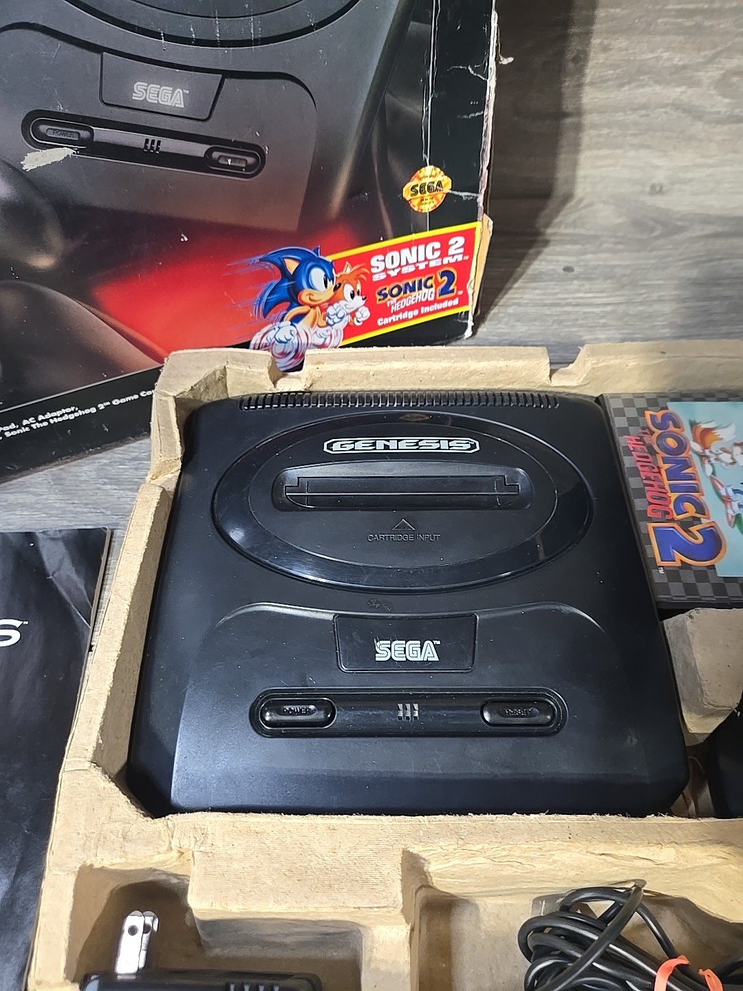 Sega Genesis II Console Sonic The Hedgehog 2 Bundle In Box Tested [Rough Box]