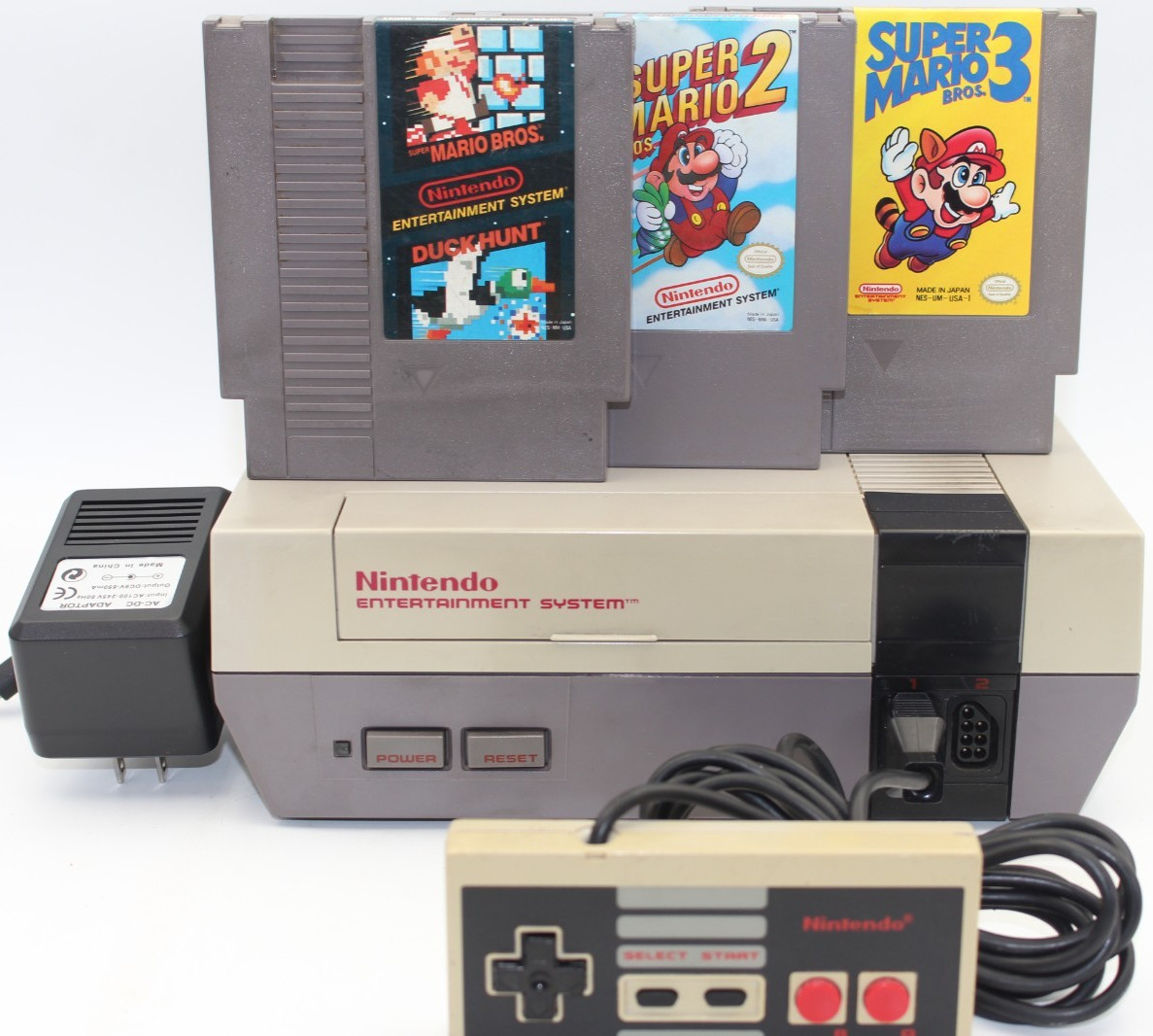 NES Console w/ controller and power supply, Tested w/ Super Mario Bros 1 2 3