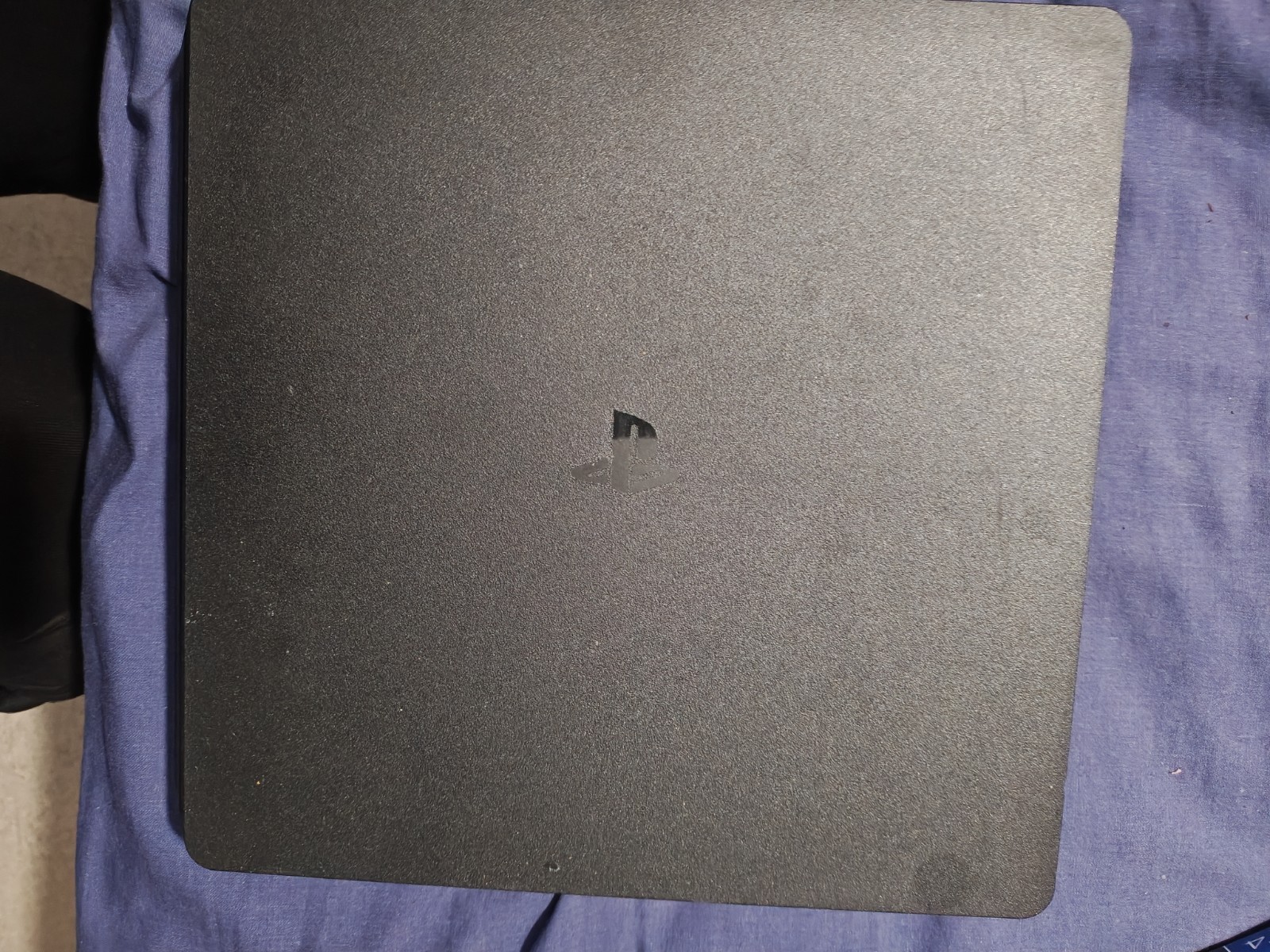 Sony PlayStation 4 Gaming Console W Controller and HDMI Cord