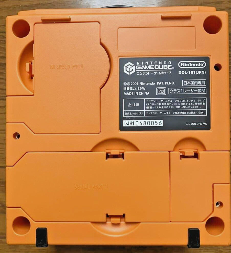 Nintendo GameCube Launch Edition Spice Orange Console NTSC-J DOL-101 & Adapter