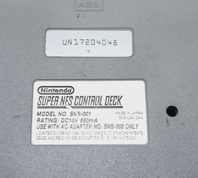 Super Nintendo Entertainment System SNES Console SNS-001 for parts