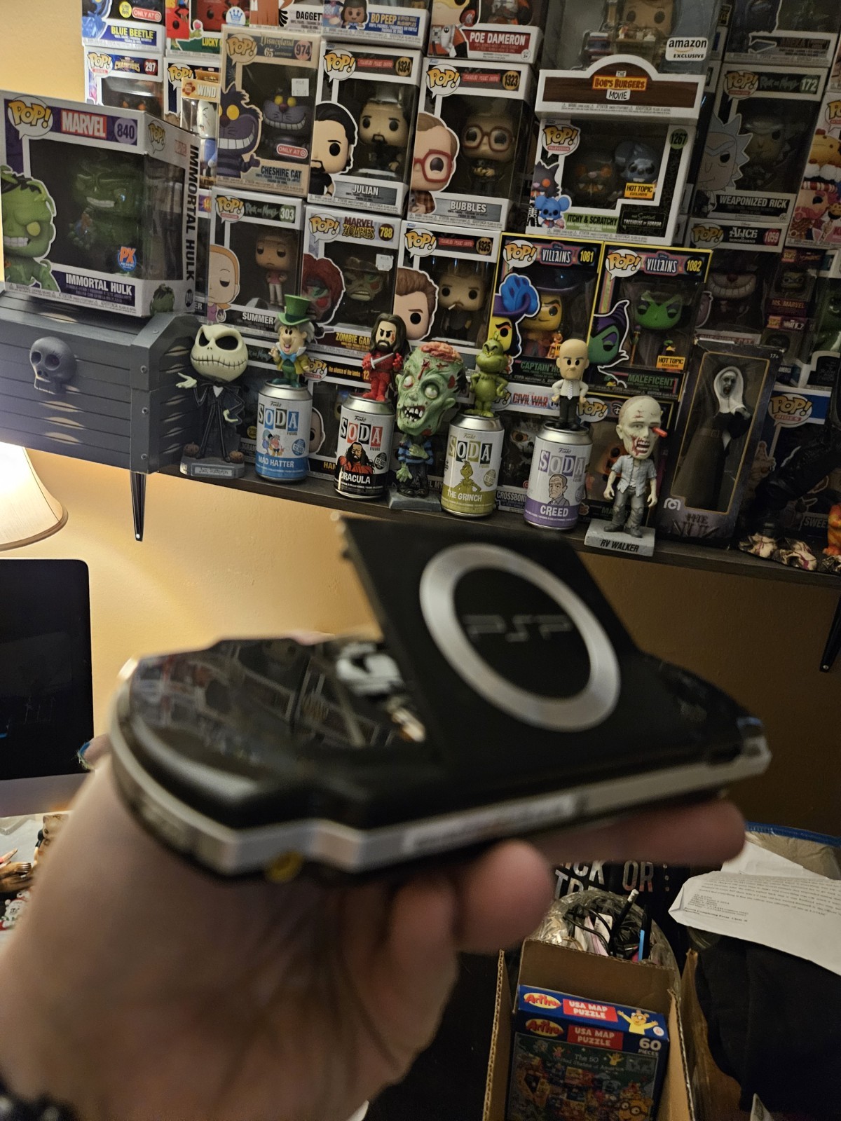 Sony PSP-2000 PlayStation Portable Handheld Console Black/Silver Wi-Fi Case