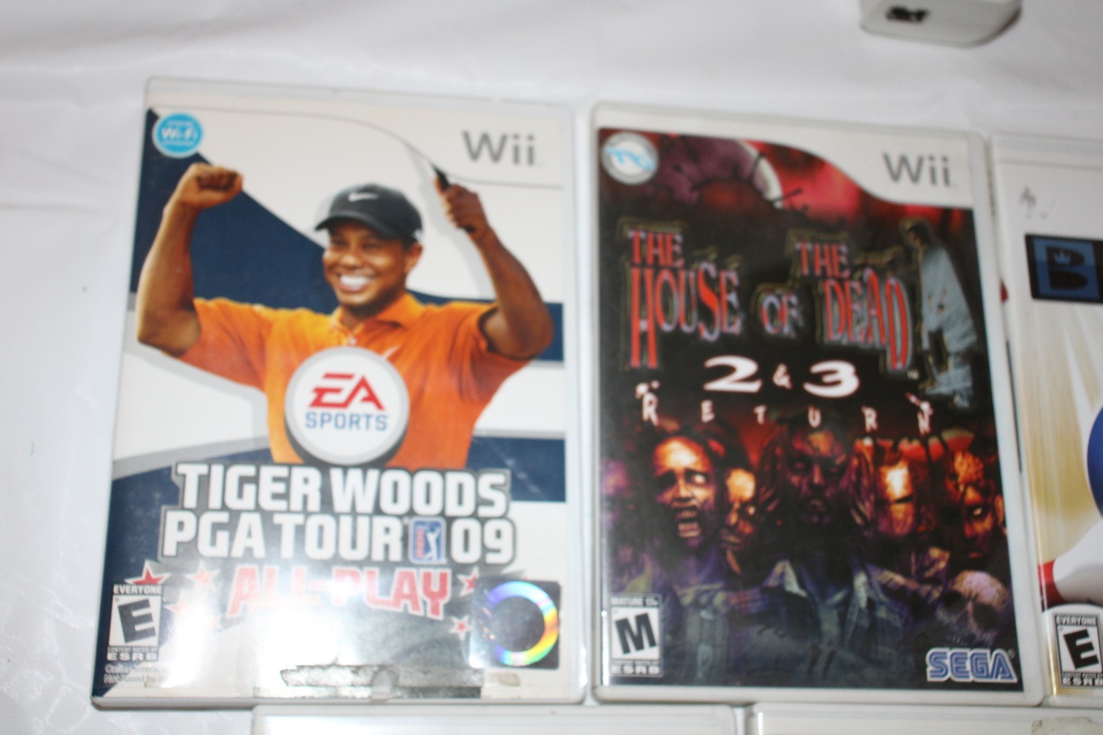 Wii Nintendo Console Bundle with 3 remotes, Gun and 4 Wii Games COMPLETED YSTEM