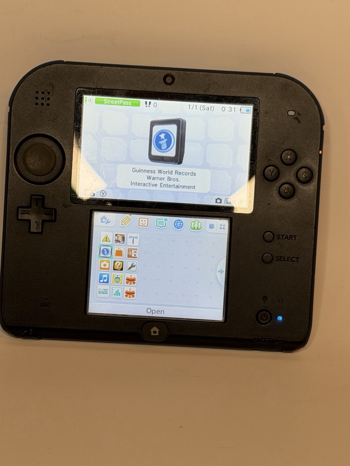 Nintendo 2DS Launch Edition Blue and Black Handheld System – Black/Blue W/Game