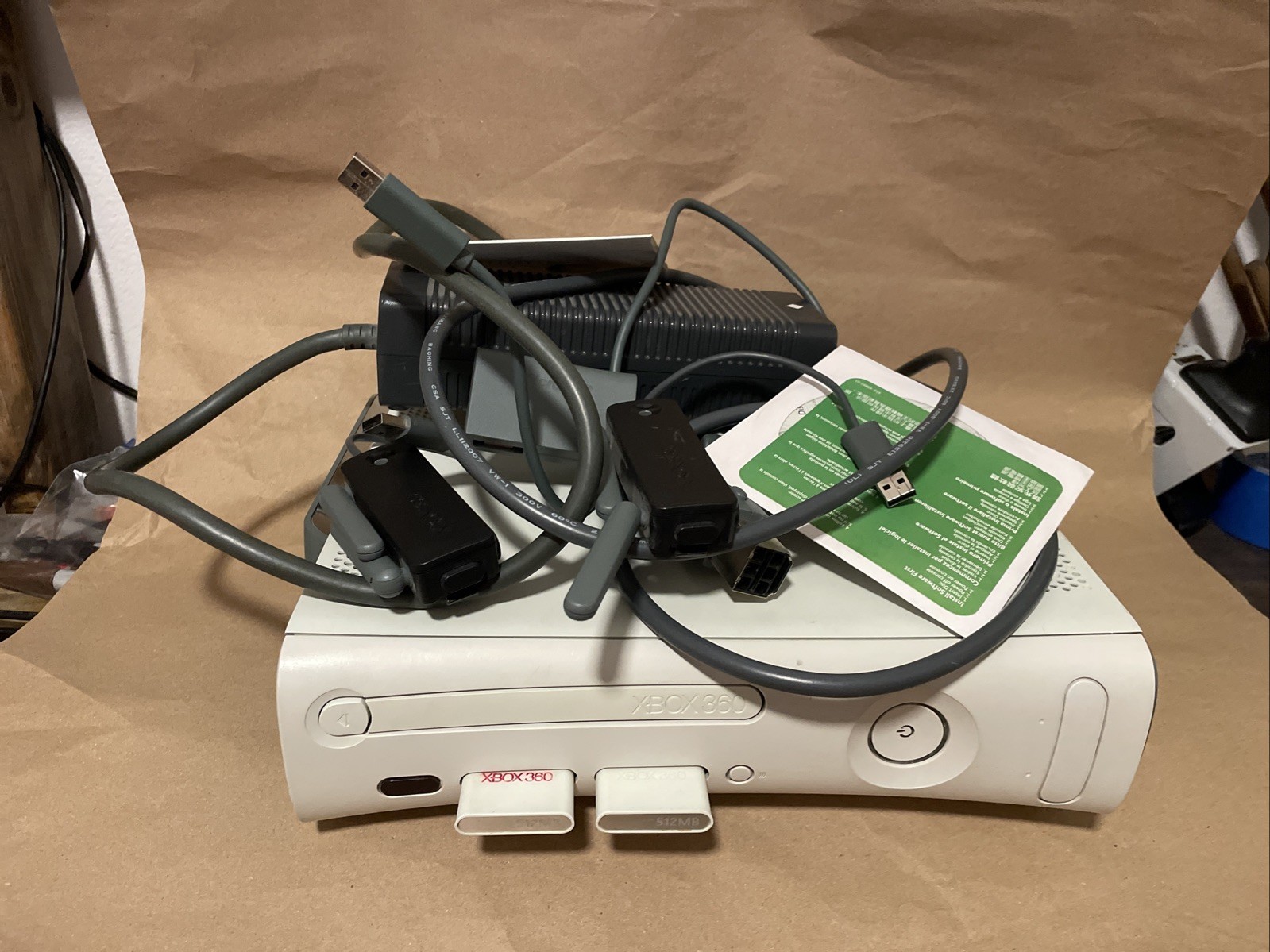 Parts, Broken, XBox 360 128 GB White Bundle Wireless N, Transfer And Power Cable