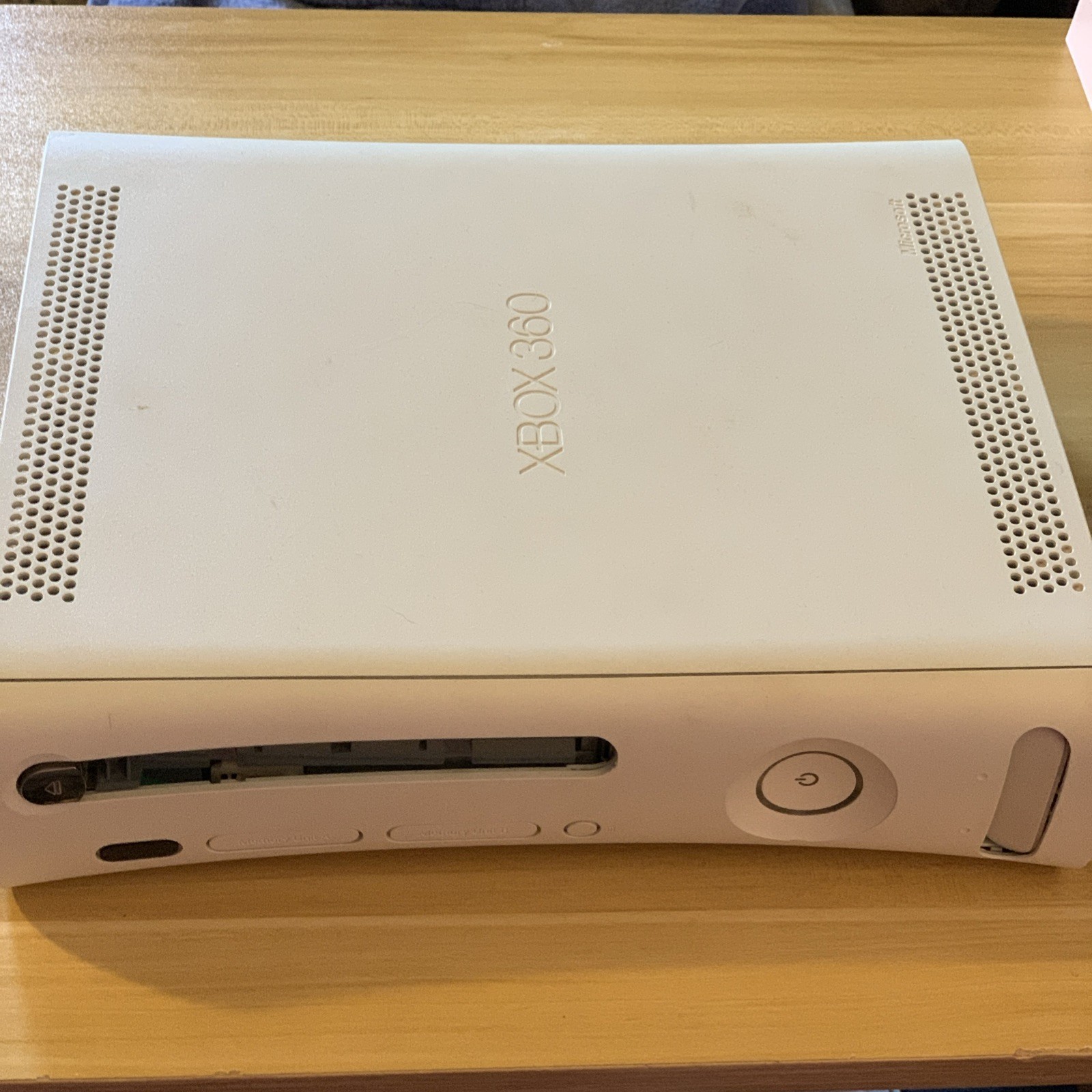 Microsoft Fat Xbox 360 Console Only For Parts Or Repair -(Turns On, No Red Ring)
