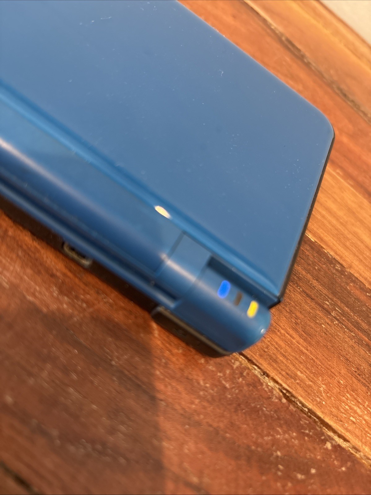 Nintendo DSi XL Handheld Game Console Only UTL-001 Blue