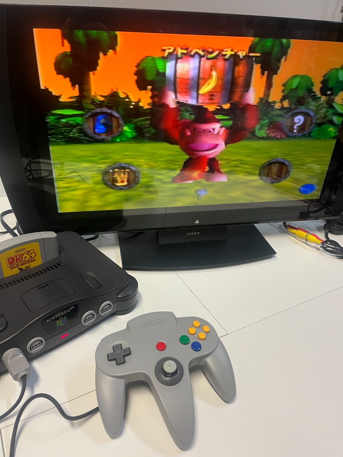 NINTENDO 64 SYSTEM CONSOLE W/ESPANSION PACK & DONKEY KONG 64 NTSC JAPAN TESTED