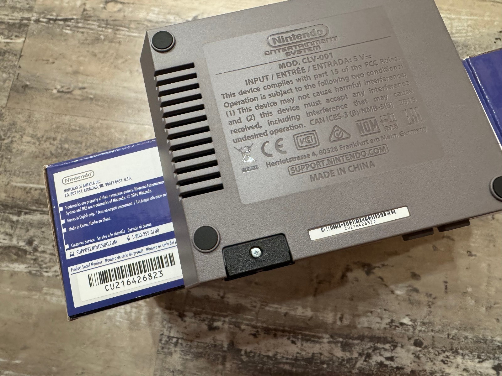 AUTHENTIC Nintendo NES Classic Edition (Near Complete, Read Desc.)