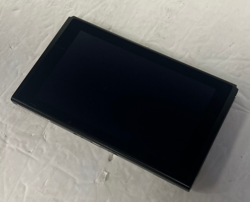 Nintendo Switch System Console XFL40057453824