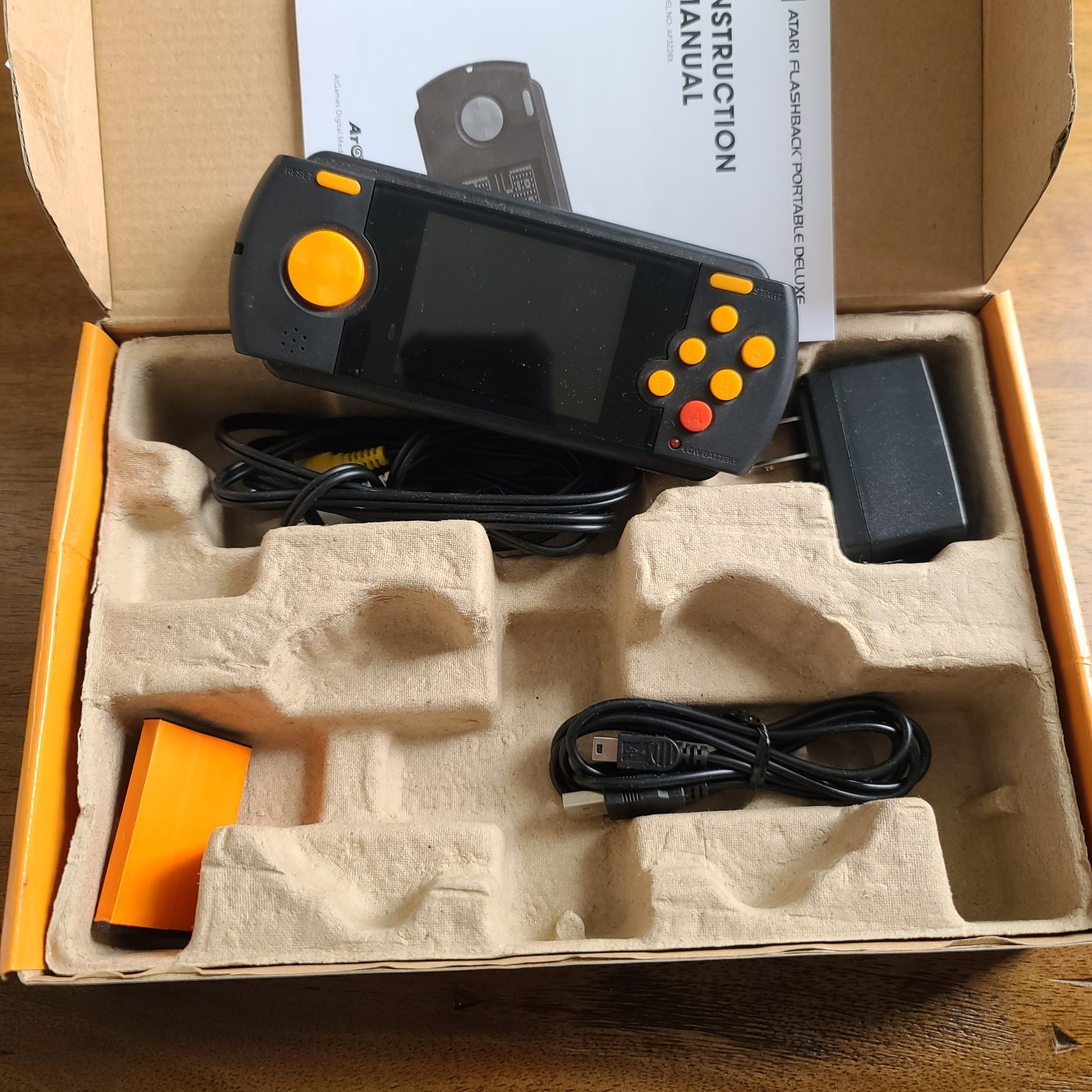 Atari Flashback Portable Deluxe 70 Built In Games 2.8 Inch LCD SD Card Slot
