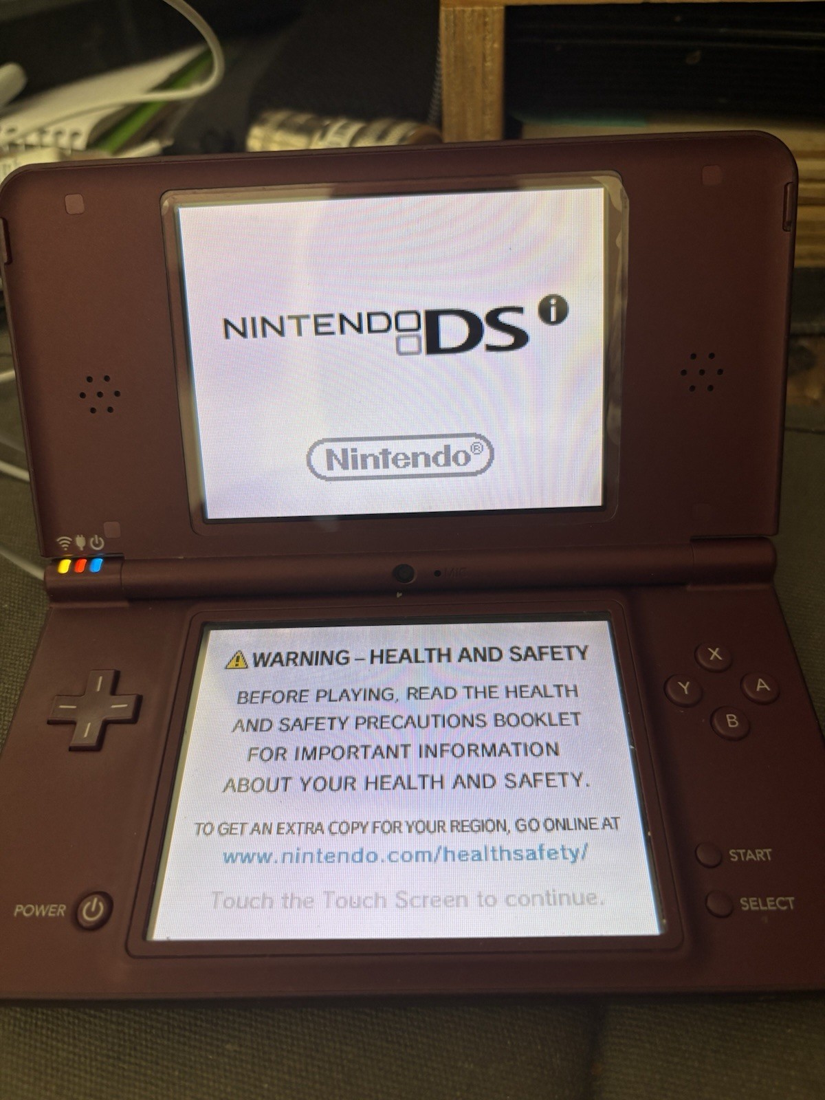Nintendo DSi XL plus games
