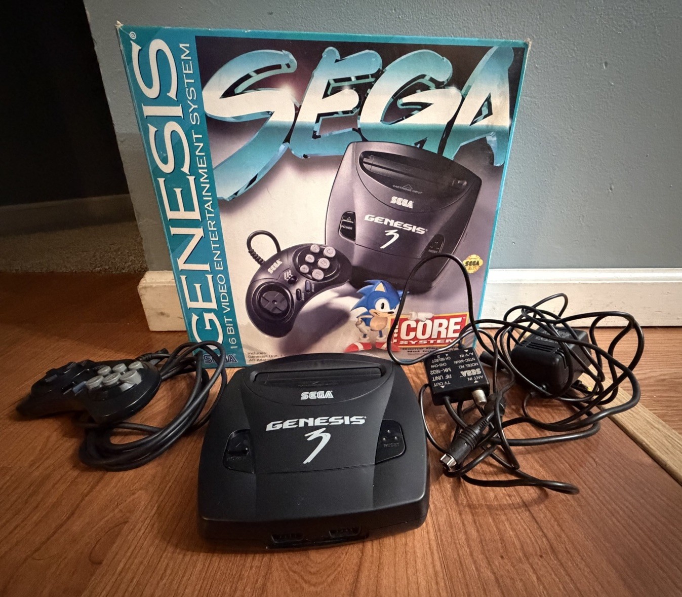 Sega Genesis III Model 3 Console Core System – Tested, come in box! No manual.